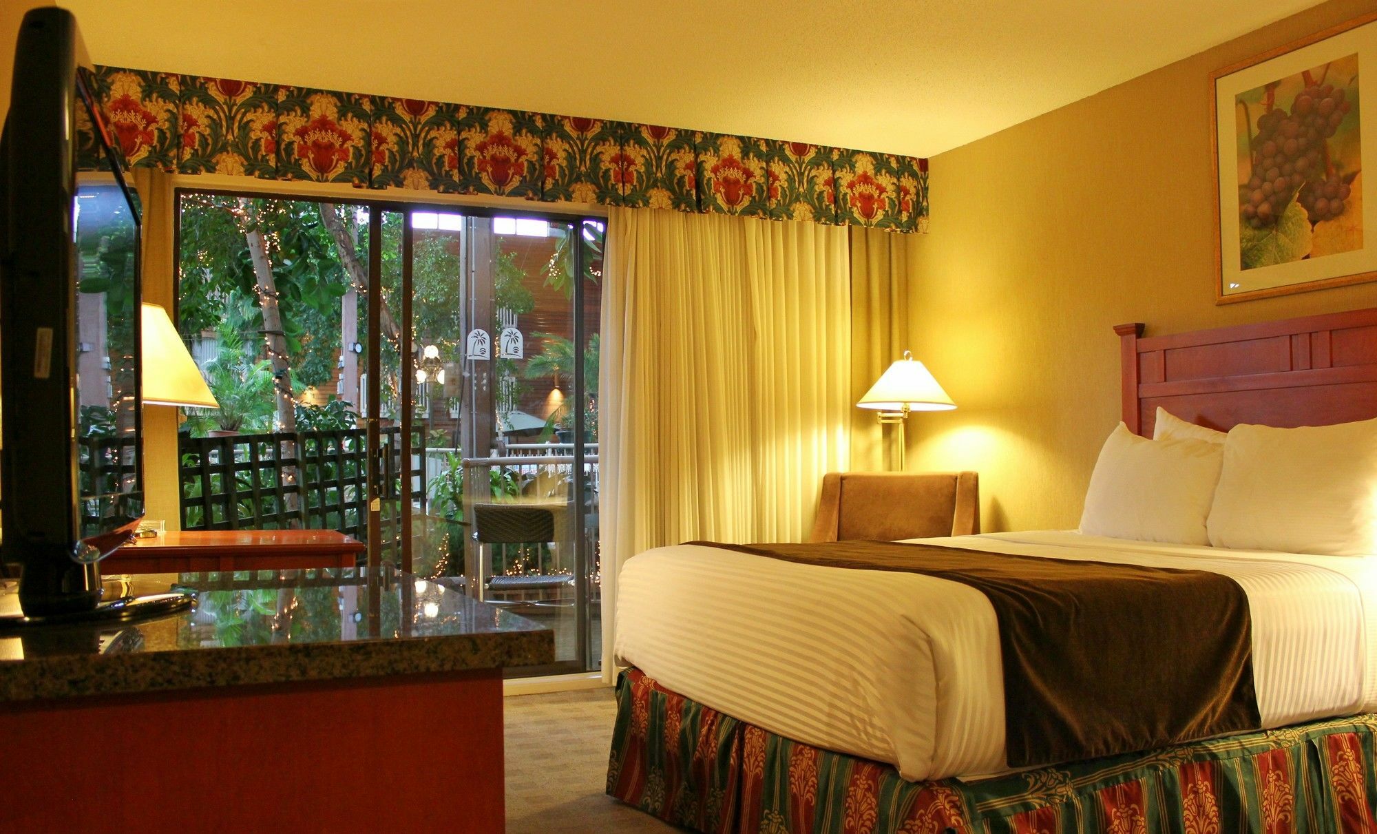 Prestige Vernon Lodge Екстер'єр фото